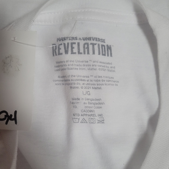 NWT Masters of the Universe Revelation Skeletor White Long Sleeve Shirt Size L - Picture 7 of 9